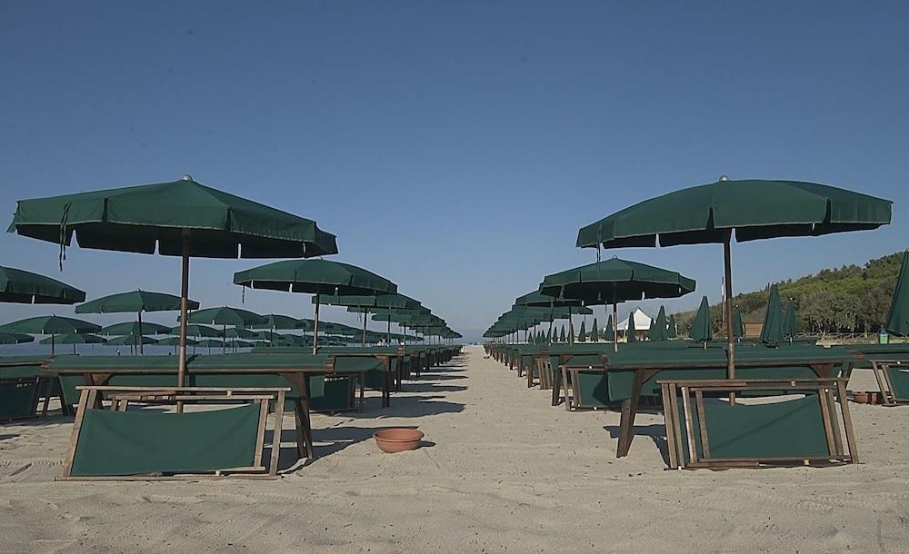 Marina Del Marchese Beach Resort Botricello Exterior foto